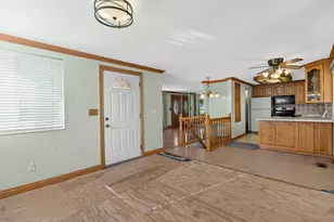 137 E 6890 S, Midvale, UT 84047 - Photo 9