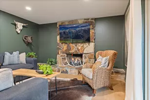 2335 W 7095 S, West Jordan, UT 84084 - Photo 29