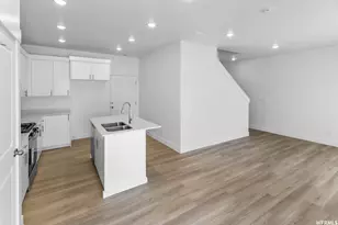 929 N 960 W, Tremonton, UT 84337 - Photo 5