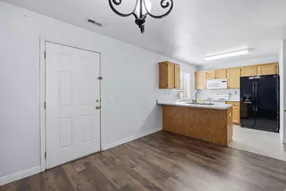 824 E 760 N, Ogden, UT 84404 - Photo 7
