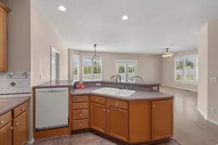 1061 W Tithing Ridge Dr S, Riverton, UT 84065 - Photo 3