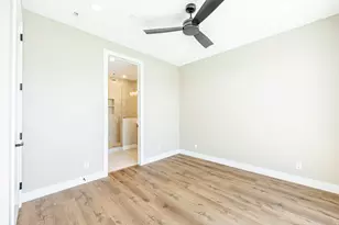 3562 E Amanecer Ln, Washington, UT 84780 - Photo 9