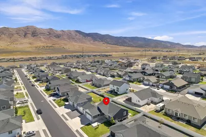 2276 E Boxwood Ln, Eagle Mountain, UT 84005 - Photo 39