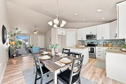 2276 E Boxwood Ln, Eagle Mountain, UT 84005 - Photo 11