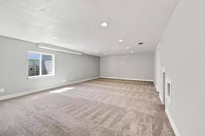 2276 E Boxwood Ln, Eagle Mountain, UT 84005 - Photo 27