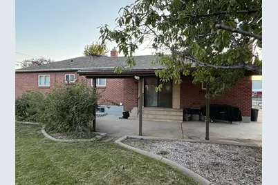 5208 S 2375 W, Roy, UT 84067 - Photo 11