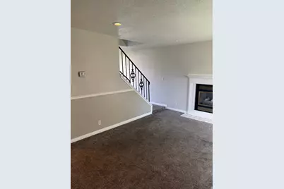 1079 N 200 W #5, Logan, UT 84341 - Photo 3