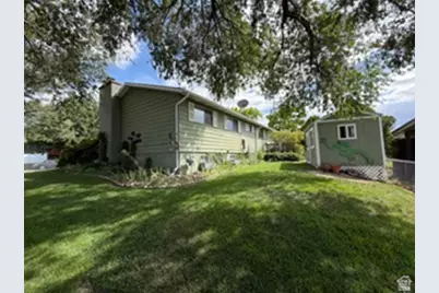 10492 S Columbine Way E, Sandy, UT 84094 - Photo 5