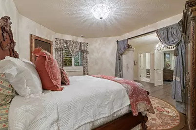 2238 E Cottonwood Cove Ln S, Cottonwood Heights, UT 84121 - Photo 61