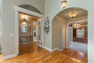 2238 E Cottonwood Cove Ln S, Cottonwood Heights, UT 84121 - Photo 25
