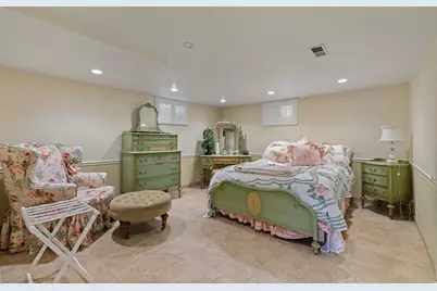 2238 E Cottonwood Cove Ln S, Cottonwood Heights, UT 84121 - Photo 97