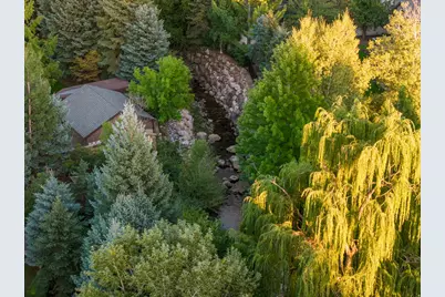 2238 E Cottonwood Cove Ln S, Cottonwood Heights, UT 84121 - Photo 115