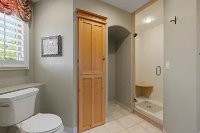 2238 E Cottonwood Cove Ln S, Cottonwood Heights, UT 84121 - Photo 51