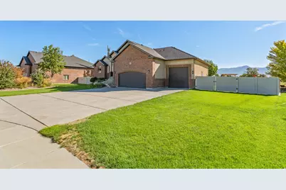 1555 N 4325 W, Plain City, UT 84404 - Photo 39