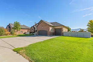 1555 N 4325 W, Plain City, UT 84404 - Photo 39
