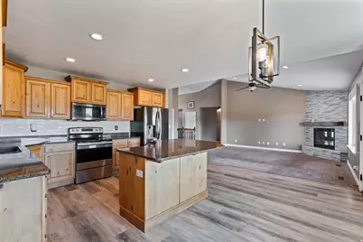 1555 N 4325 W, Plain City, UT 84404 - Photo 5