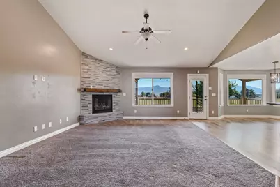 1555 N 4325 W, Plain City, UT 84404 - Photo 3
