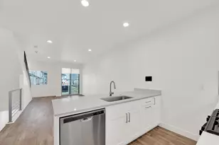 2186 N 525 W, Layton, UT 84041 - Photo 11