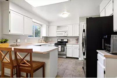 112 E 1470 S, Farmington, UT 84025 - Photo 13