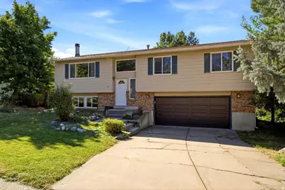 112 E 1470 S, Farmington, UT 84025 - Photo 3