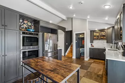 3027 E Nila Way S, Holladay, UT 84124 - Photo 9