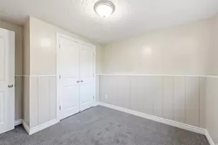 581 W 1750 N, Clinton, UT 84015 - Photo 23