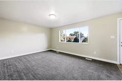 581 W 1750 N, Clinton, UT 84015 - Photo 13