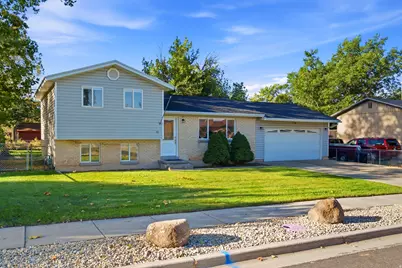 581 W 1750 N, Clinton, UT 84015 - Photo 5