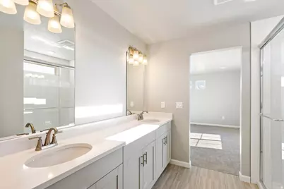 7068 N Sandstone Way, Eagle Mountain, UT 84005 - Photo 17
