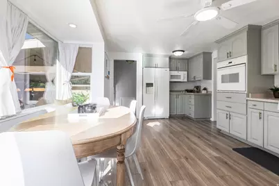 246 E 2200 S, Bountiful, UT 84010 - Photo 19