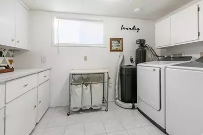 246 E 2200 S, Bountiful, UT 84010 - Photo 33