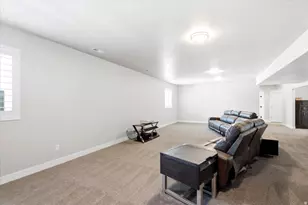 3287 W 2300 N, Clinton, UT 84015 - Photo 33