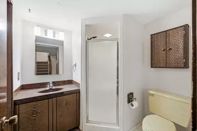 2373 E 6660 S, Cottonwood Heights, UT 84121 - Photo 17