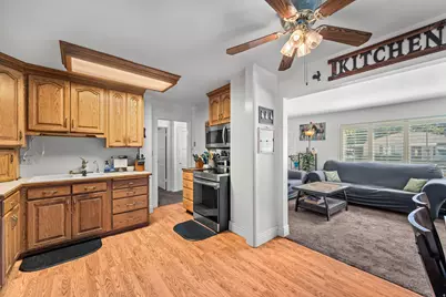 31 B St, Springville, UT 84663 - Photo 7