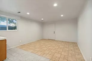 11878 S Hidden Valley Dr E, Sandy, UT 84094 - Photo 29