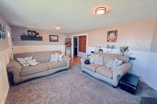222 E 625 S, Blanding, UT 84511 - Photo 3