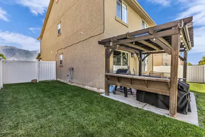 1719 N 25 E, Layton, UT 84041 - Photo 21