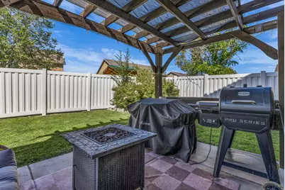 1719 N 25 E, Layton, UT 84041 - Photo 19