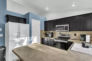 2652 S Athena Dr W, Magna, UT 84044 - Photo 5