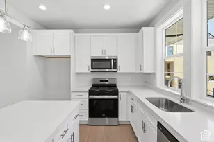 7332 S Mist Ln W, Midvale, UT 84047 - Photo 15
