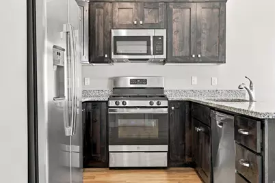 2395 W 3350 Ln S, West Haven, UT 84401 - Photo 5