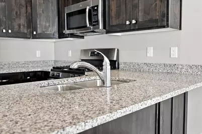 2395 W 3350 Ln S, West Haven, UT 84401 - Photo 7