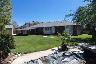 10504 S Highline Circle, South Jordan, UT 84095 - Photo 9