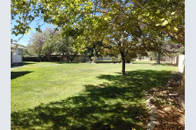 10504 S Highline Cir, South Jordan, UT 84095 - Photo 7