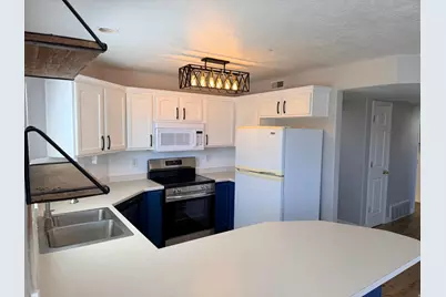2120 N Morning Star Dr, Saratoga Springs, UT 84045 - Photo 9