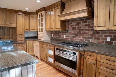 294 W Jennings Ln, Centerville, UT 84014 - Photo 7