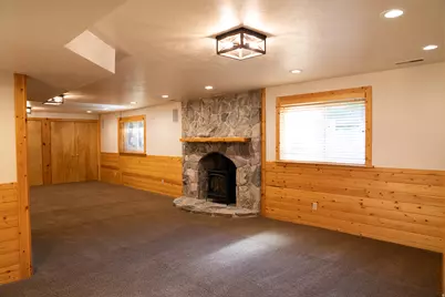 294 W Jennings Ln, Centerville, UT 84014 - Photo 31