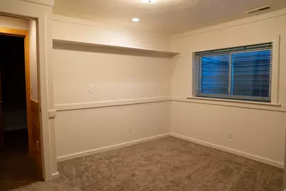 294 W Jennings Ln, Centerville, UT 84014 - Photo 39