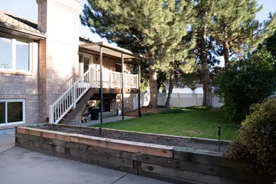 294 W Jennings Ln, Centerville, UT 84014 - Photo 47