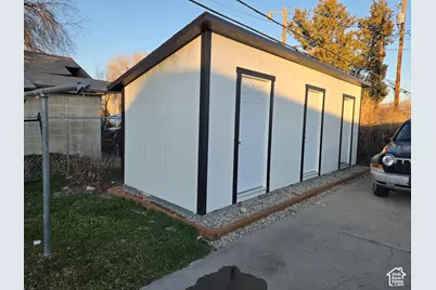 1394 W Pacific Ave S, Salt Lake City, UT 84104 - Photo 11